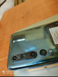Xiaomi  Mi 10