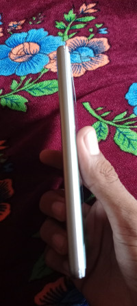 Lava Lava z60
