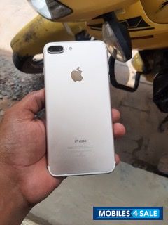 Gold Apple iPhone 7 Plus