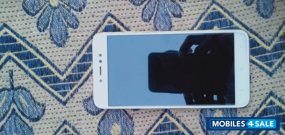 Xiaomi  Y1 3gb ram 32 Gb