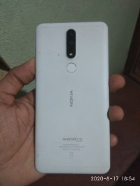 White Nokia  3.1 plus