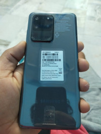 Black Samsung  Samsung s20 ultra