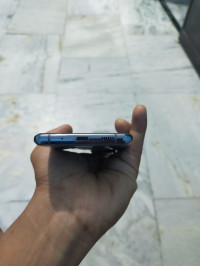 Black Samsung  Samsung s20 ultra