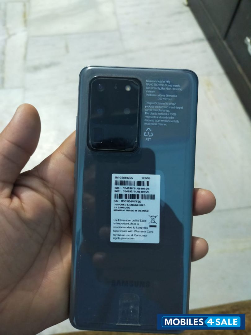 Black Samsung  Samsung s20 ultra