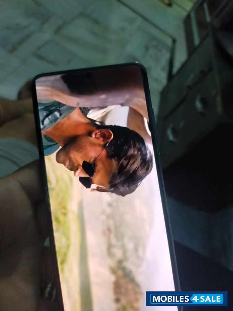 Black Samsung  Samsung s20 ultra