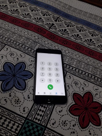 Apple  iPhone 7 plus