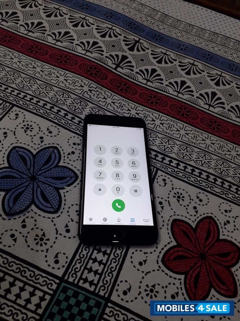 Apple  iPhone 7 plus