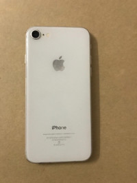 White Apple  Iphone8