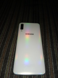 Samsung  A70