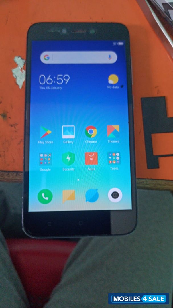 Black Xiaomi Redmi Note 5A