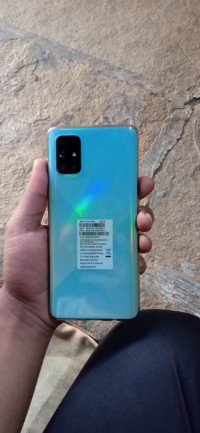 Samsung  A71