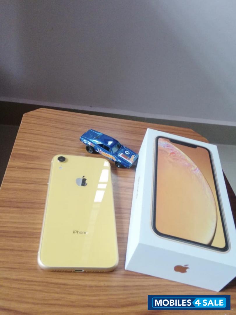 Apple iPhone xr Apple iPhone xr