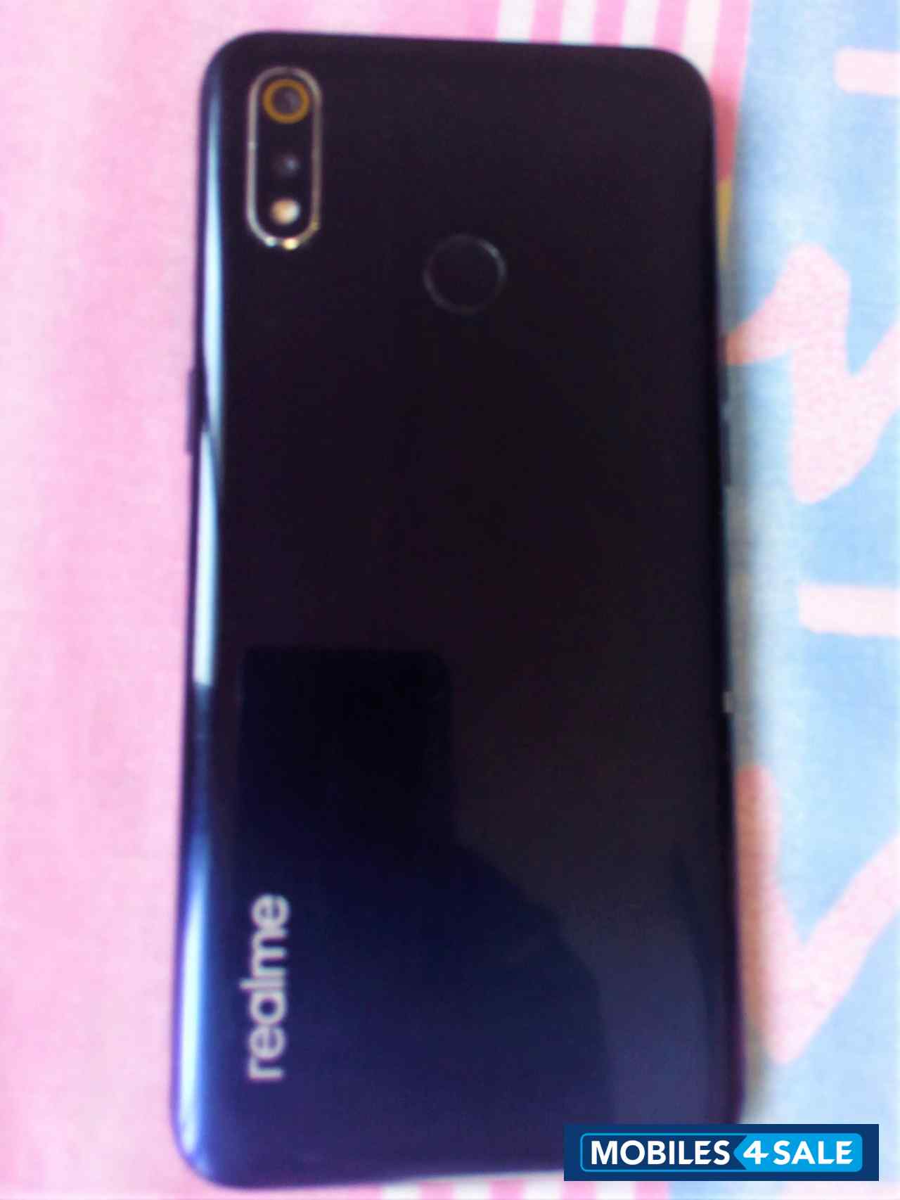 Realme  3