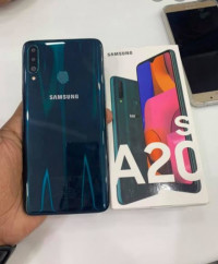Samsung A20s