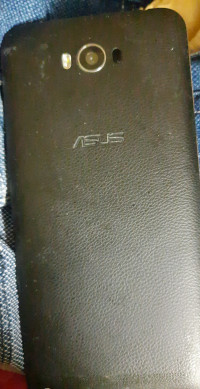 Black Asus Zenfone Max