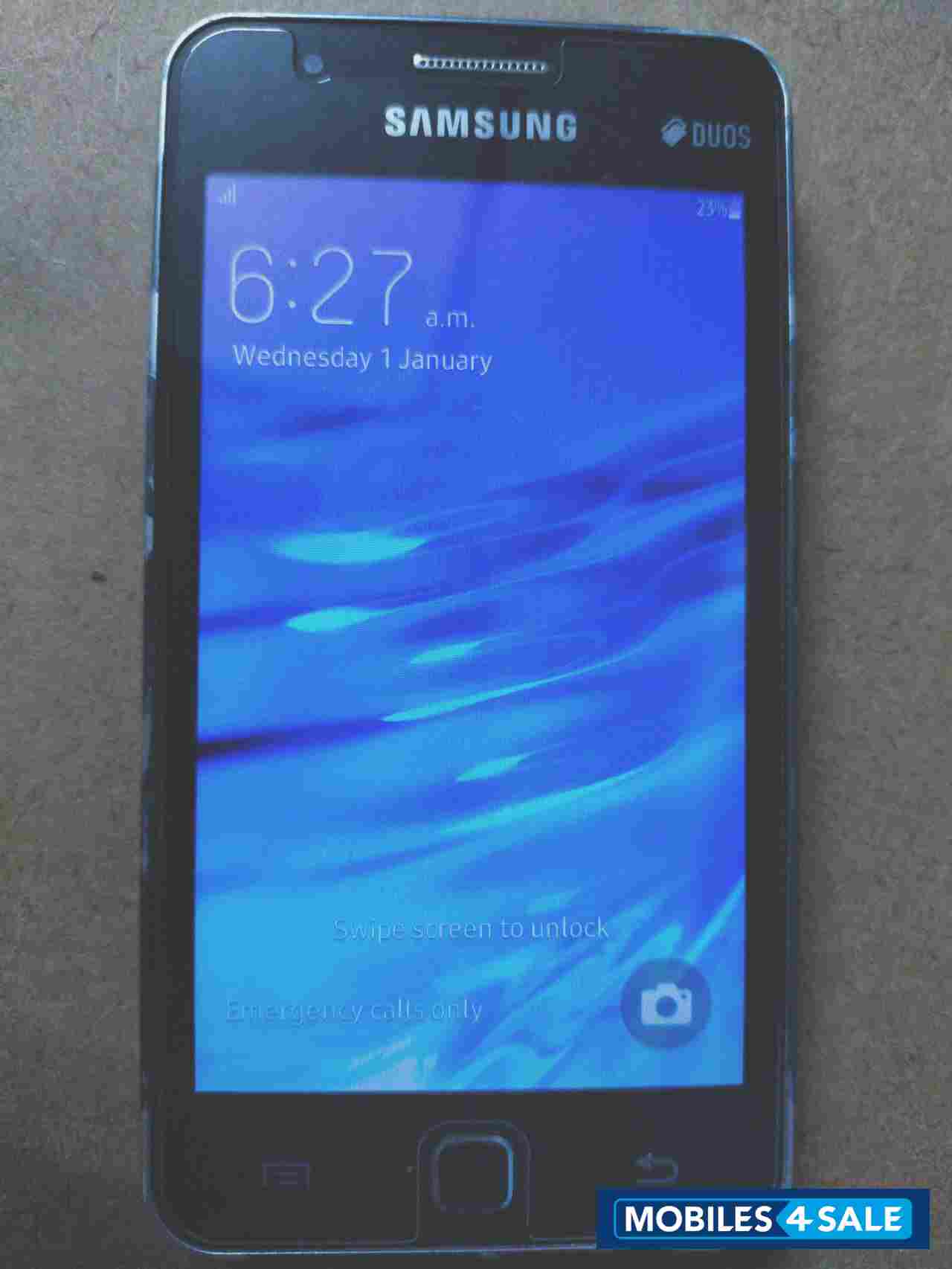 Black Samsung  Tizen Z1