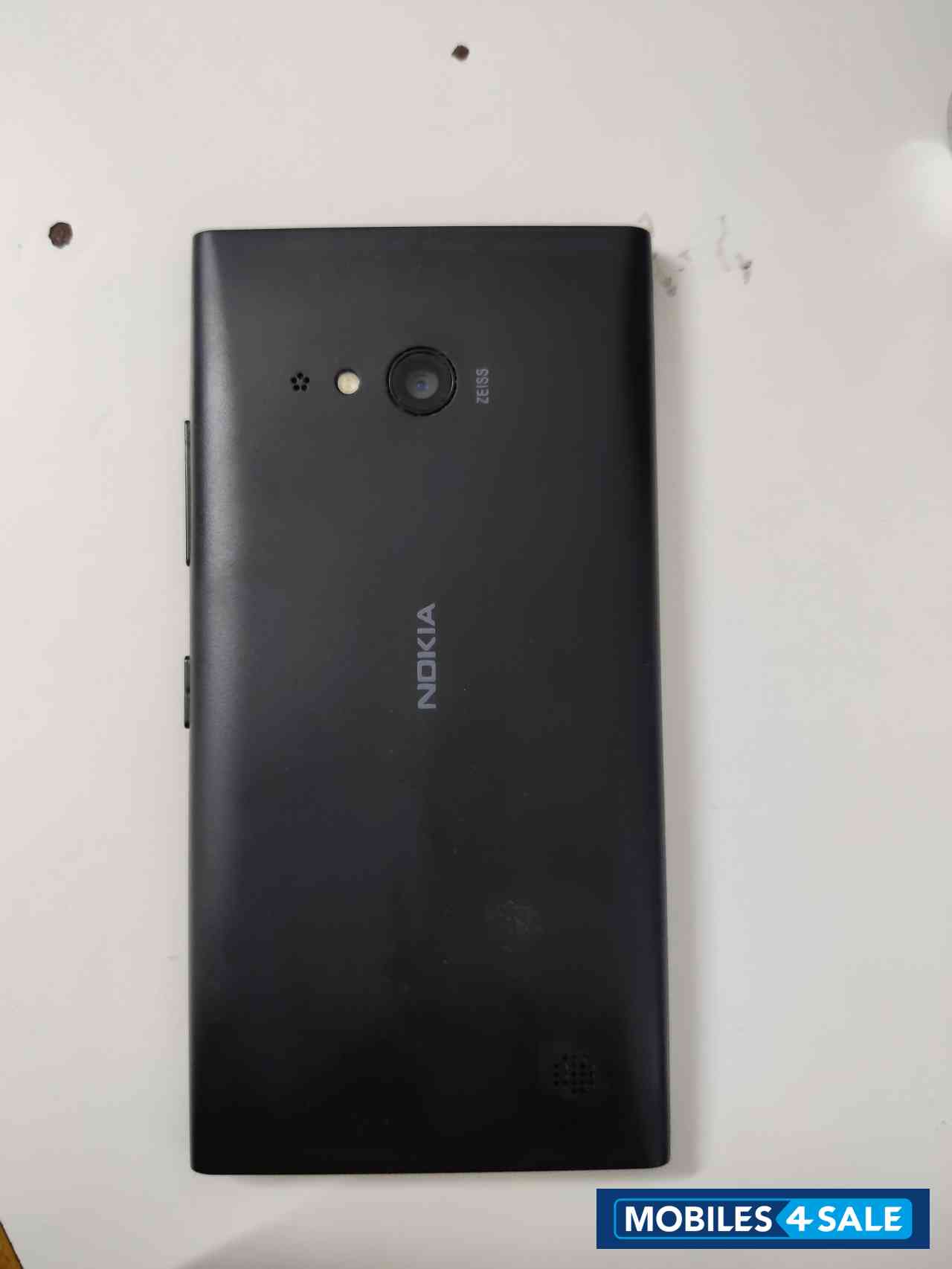 Nokia  Lumia 730