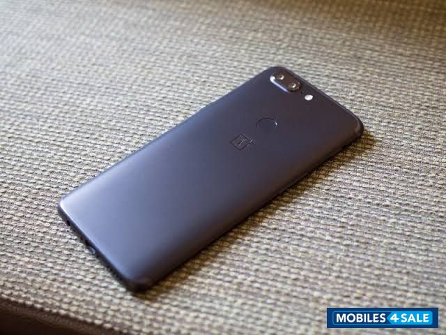 OnePlus  5t