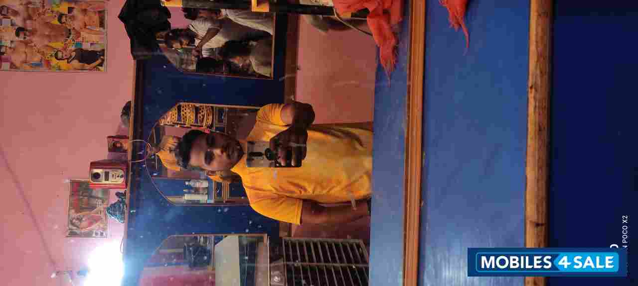 Phoenix Red POCO  X2