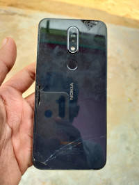 Nokia  7.1