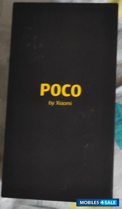 POCO F1