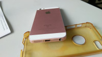 Apple  iPhone SE