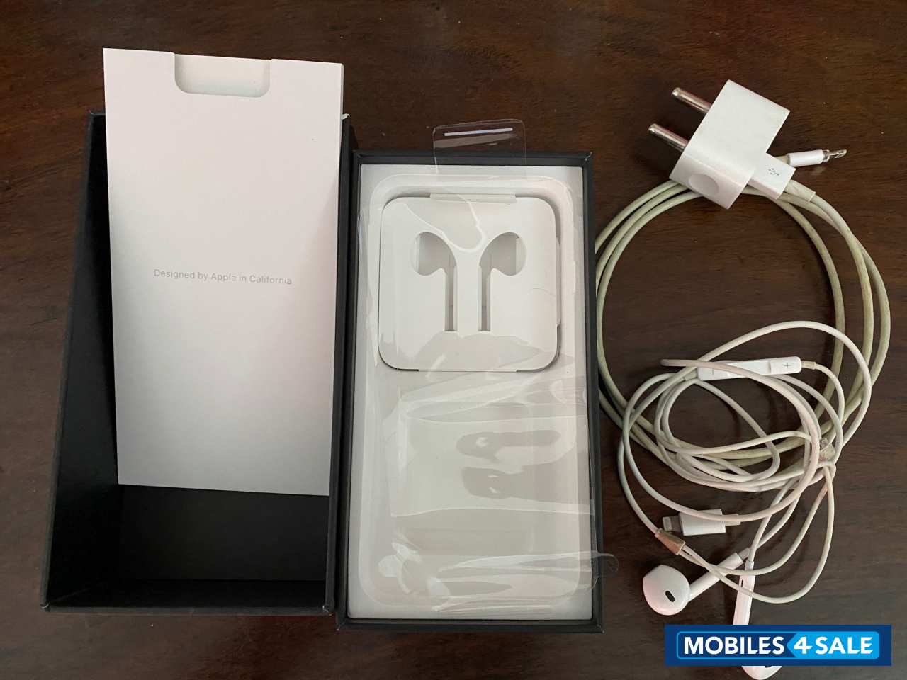 Apple  iPhone 7, 32GB, Black