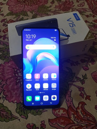 Vivo V15