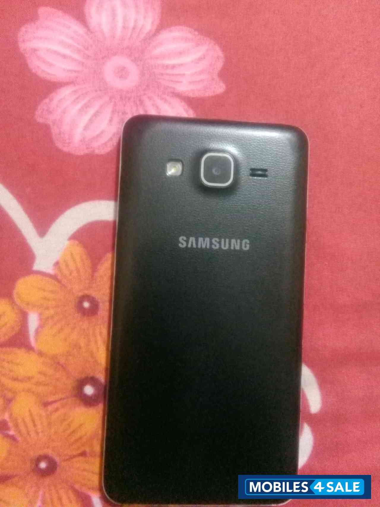 Samsung  Galaxy On 5 Pro