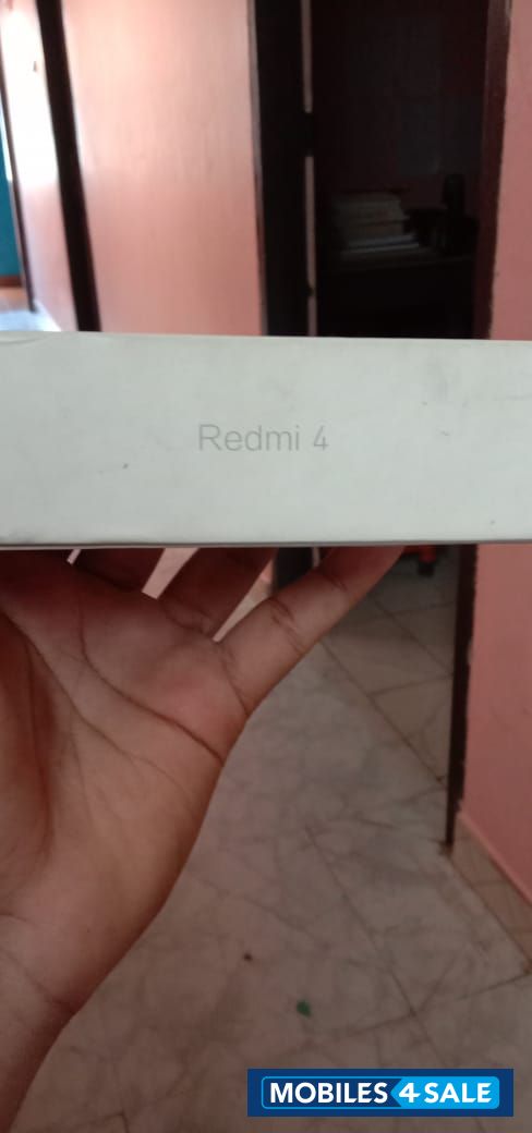 Xiaomi  Redmi 4 3GB RAM 32GB INTERNAL