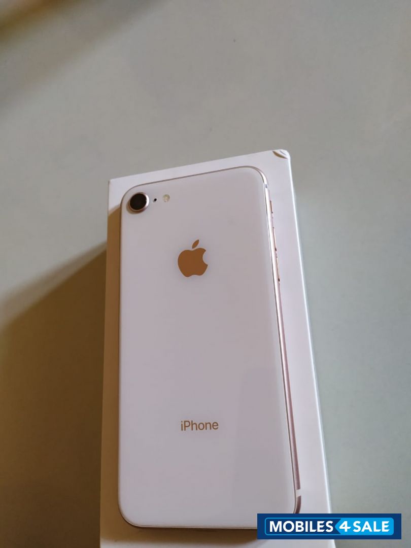 Apple  Iphone8