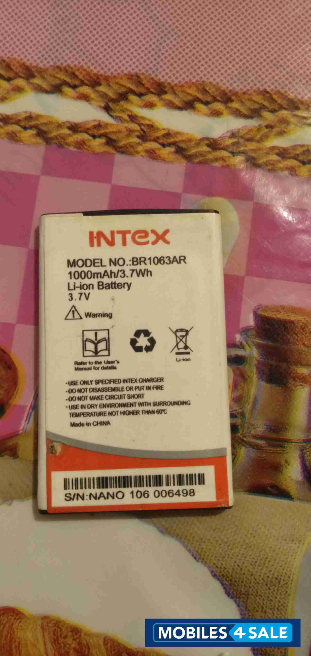 Intex  Leo