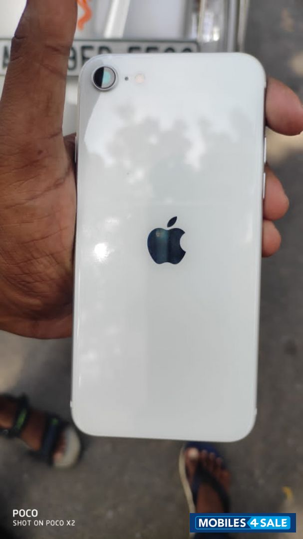 Apple  Iphone se2