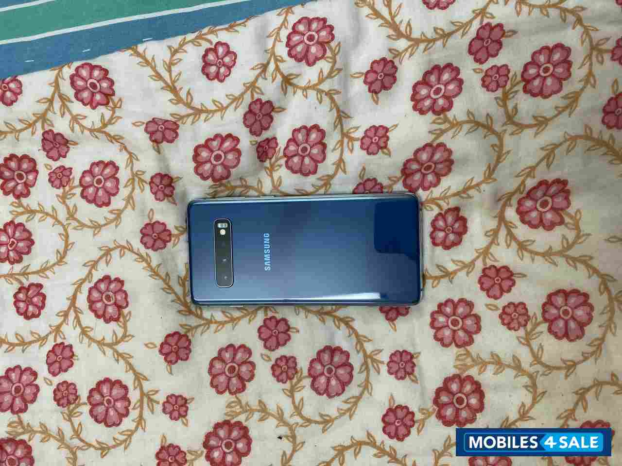 Prism Blue Samsung  Galaxy S10