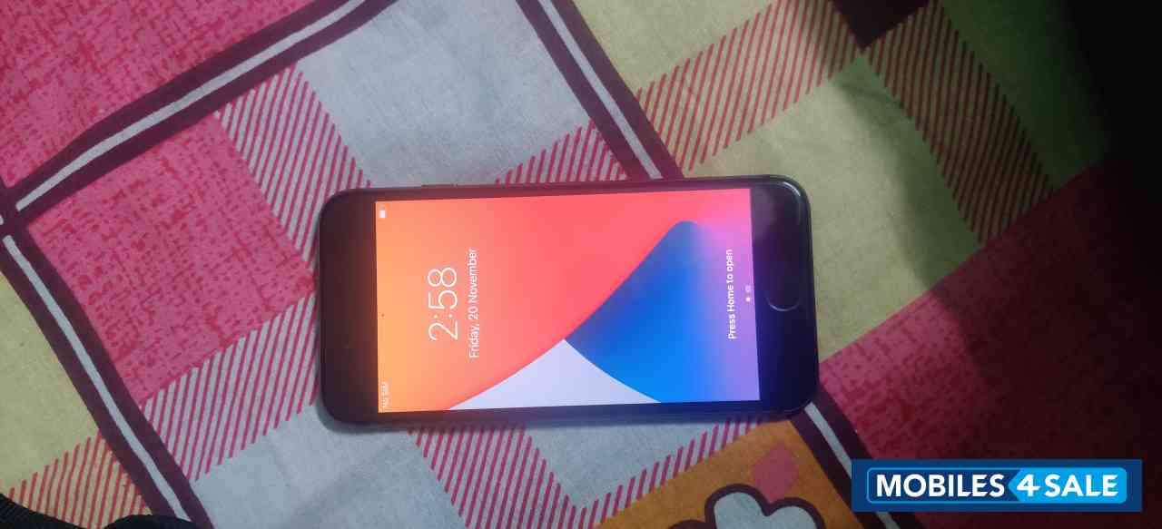 Apple  IPHONE 8 64 GB