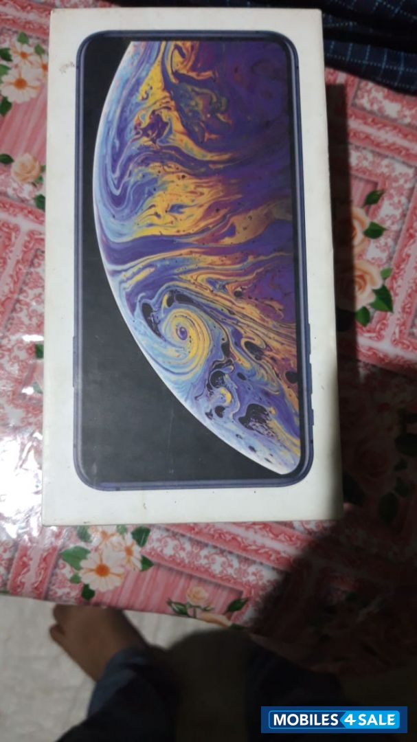 Apple  Xs max