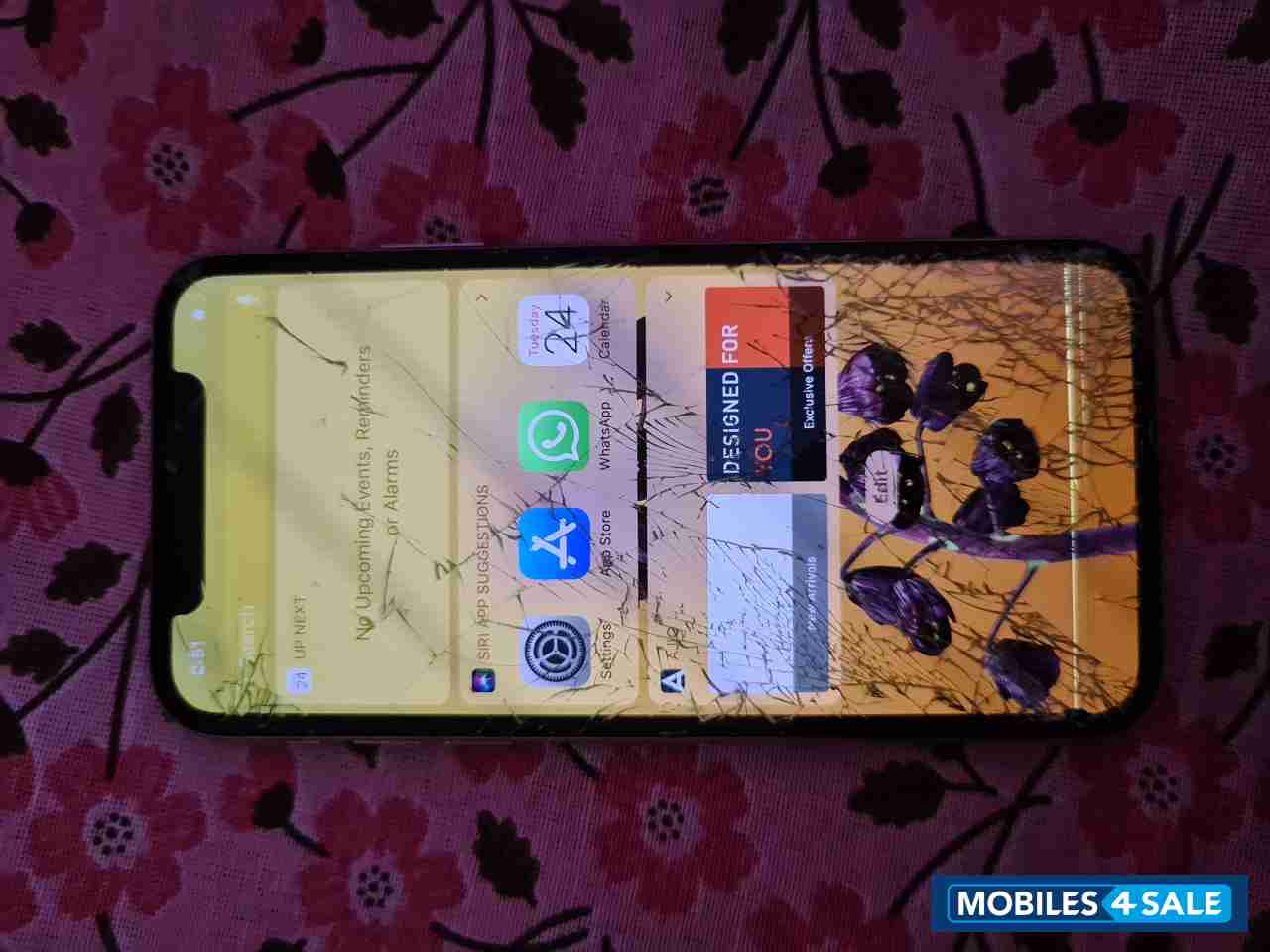 White Apple  Iphone x