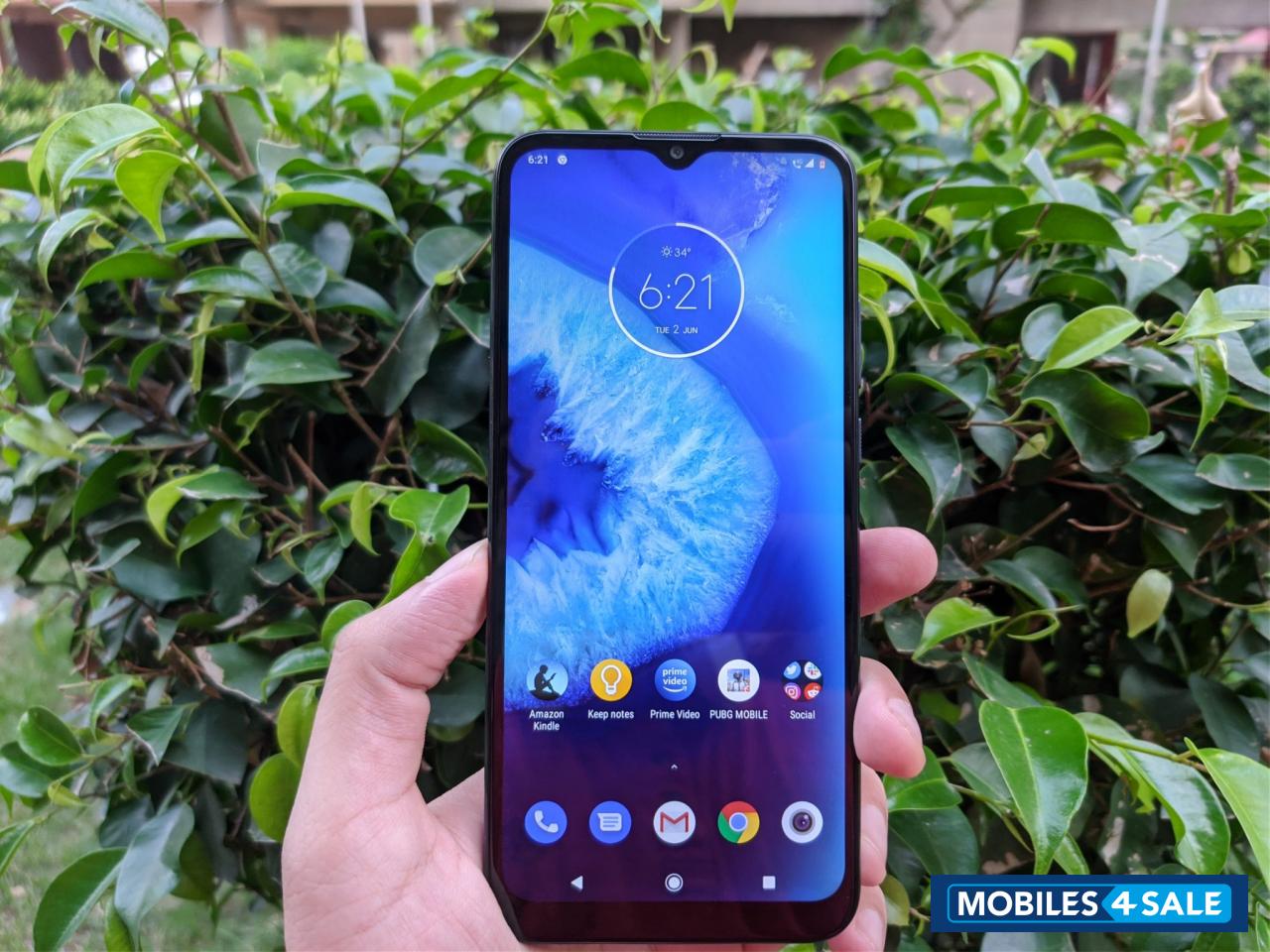 Blue Motorola G8 power lite