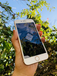 Rose Gold Apple iPhone 8