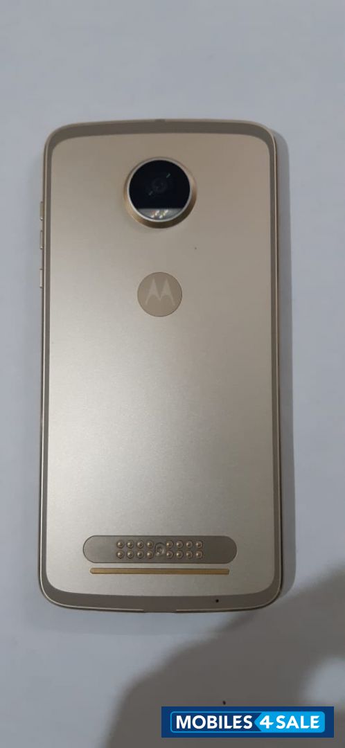 Gold Motorola  Moto Z2 Play