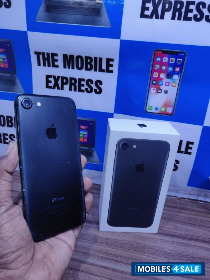 Apple  iPhone 7-32gb