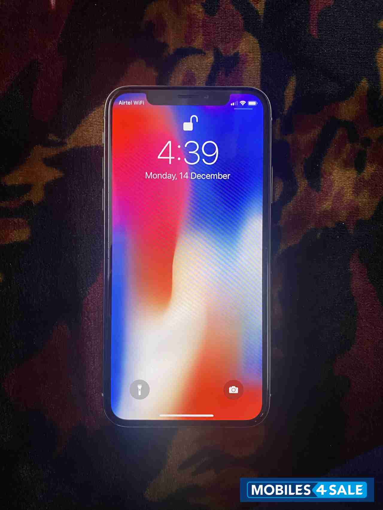 Apple  iPhone X