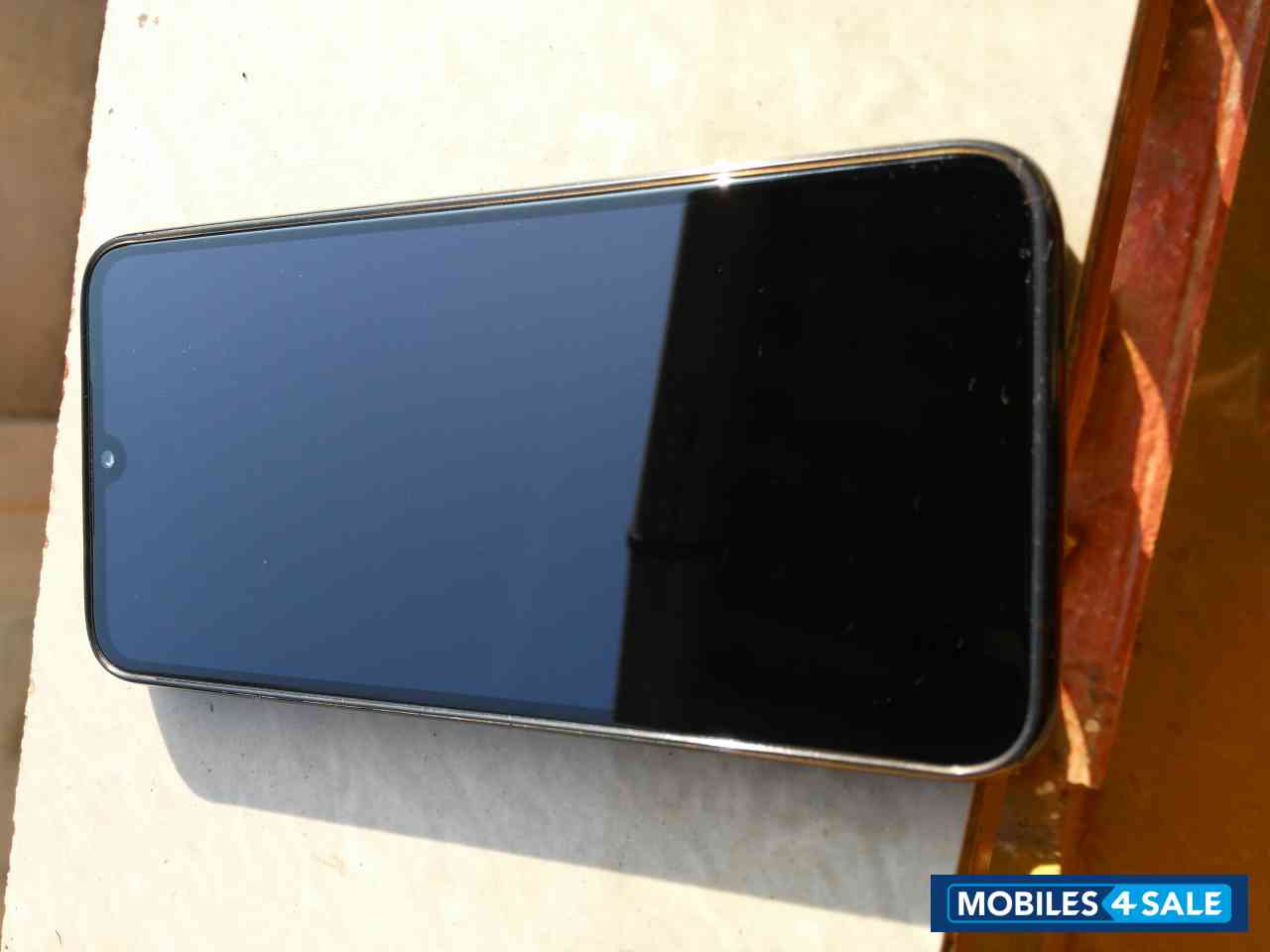 Black Xiaomi Redmi Y3