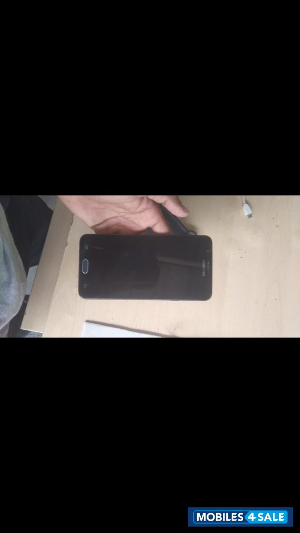 Samsung  Galaxy j7 prime
