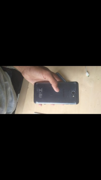 Samsung  Galaxy j7 prime