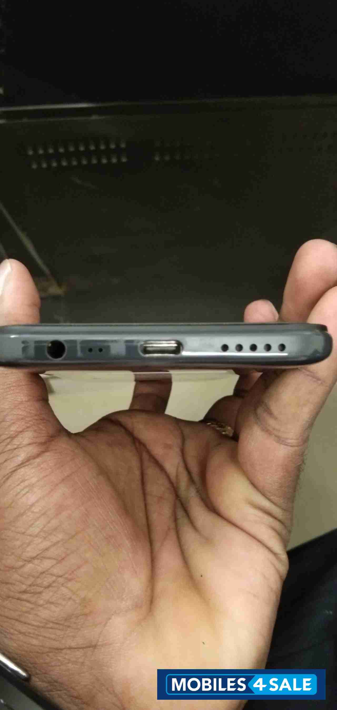 Xiaomi redmi 8 4 gb ram 64 gb rom