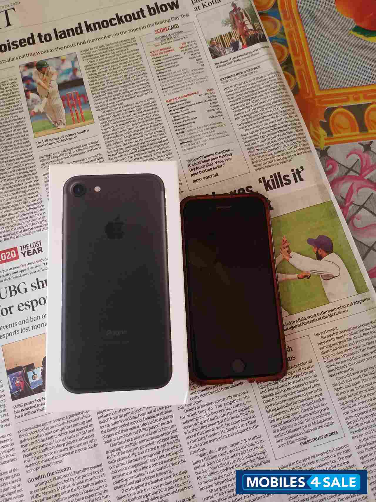 Black Apple  IPhone-7 32 GB