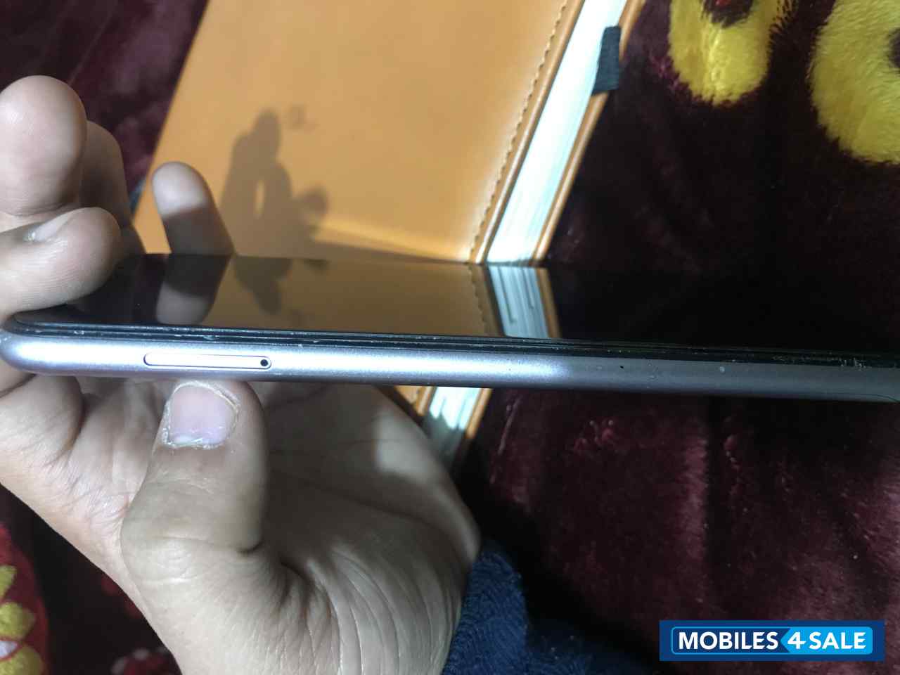 Asus  Zenfone Max pro M1