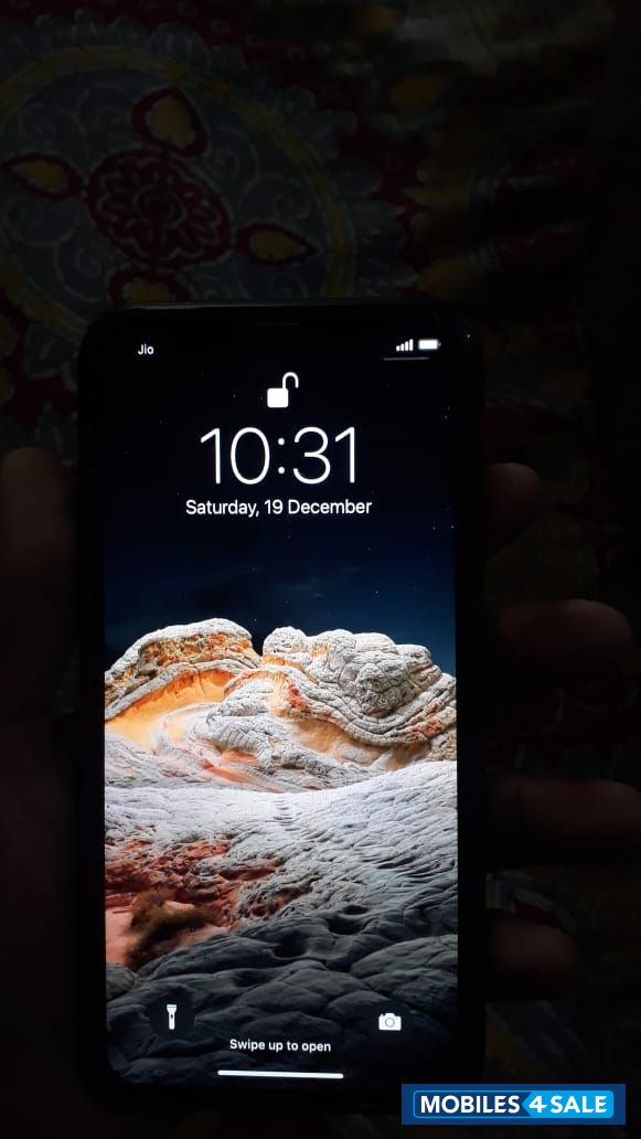 Apple Iphone 11 Apple Iphone 11