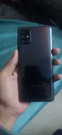 Samsung  Galaxy A71